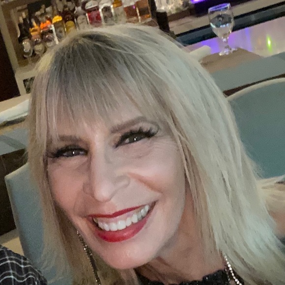 Meet your Posher, Barbara - Picture 2 of 2